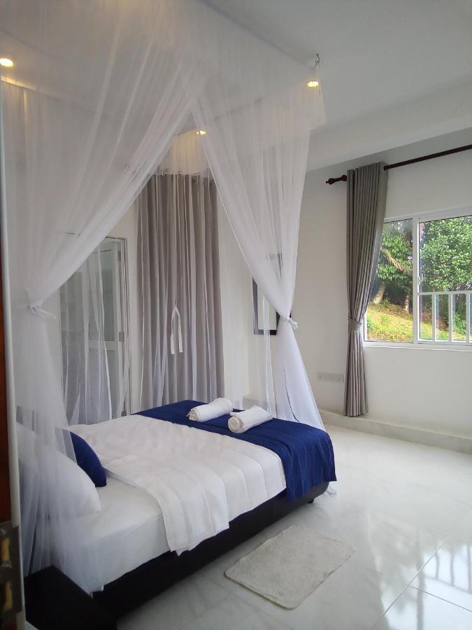 The Moose Weligama Bed and Breakfast Buitenkant foto